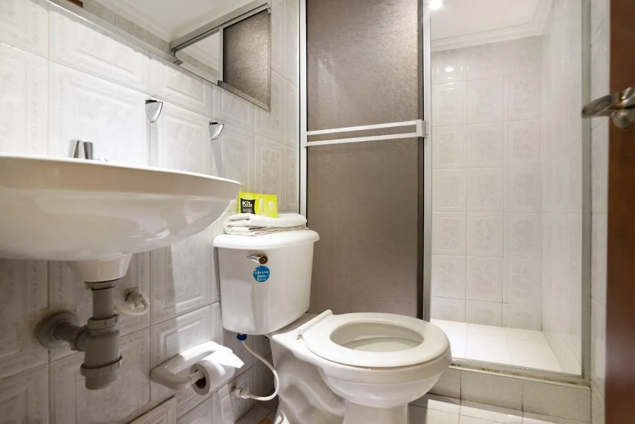 **  Hotel Nuevo Normandia Bogotá Colombia
