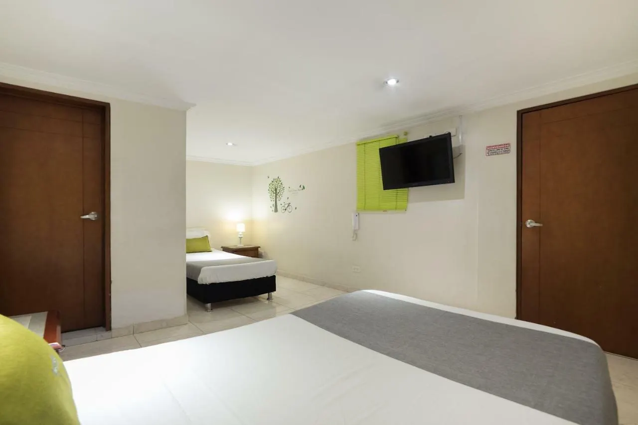 Hotel Nuevo Normandia Bogotá 2*,  Colombia